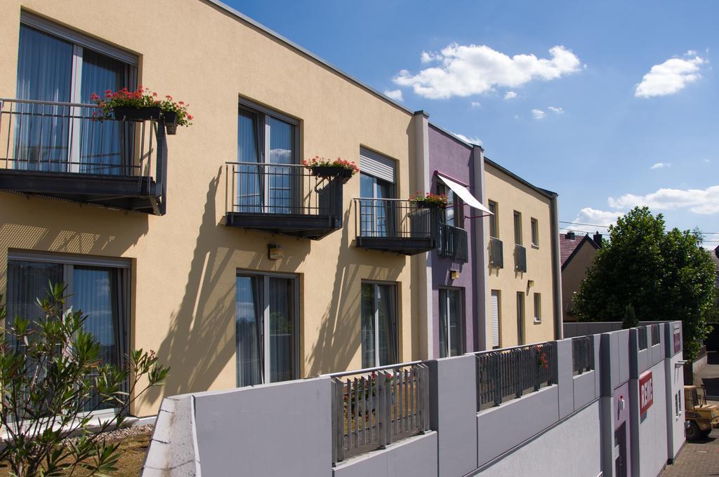 Hotel Stadt Puettlingen Exterior foto